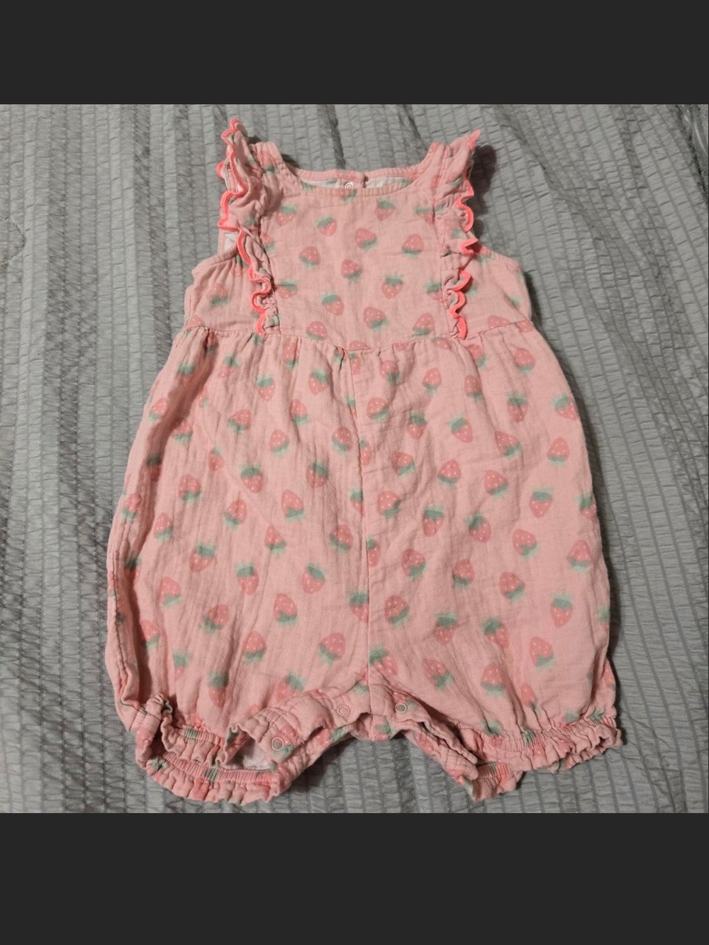 cloud island Pink Strawberry Print Baby One-Piece Romper